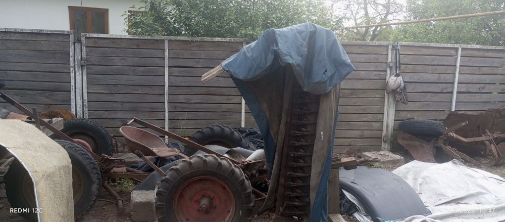 Продам тракторець з навісним