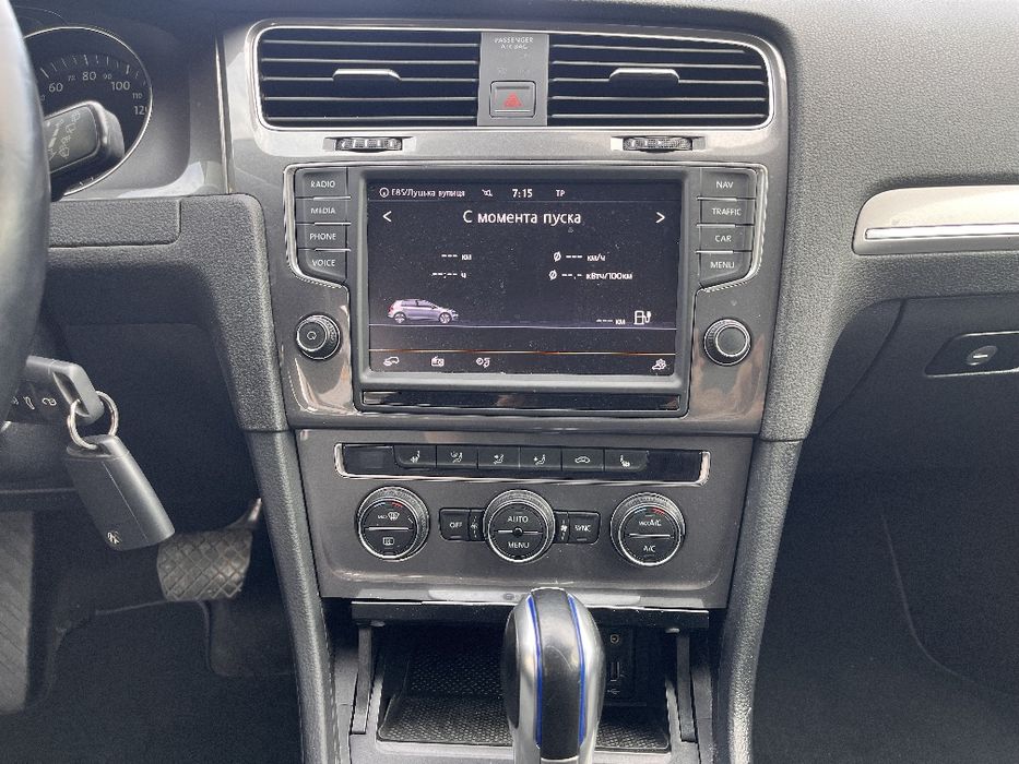 Volkswagen e-Golf 2014 VIN WVWZZZAUZFW900776 фото оголошення 22 з 24