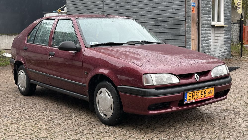 Zabytkowe Renault 19 bez korozji ** zolte tablice ** bardzo dobry stan