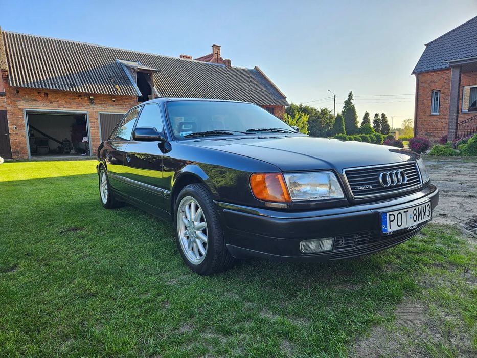 Audi 100