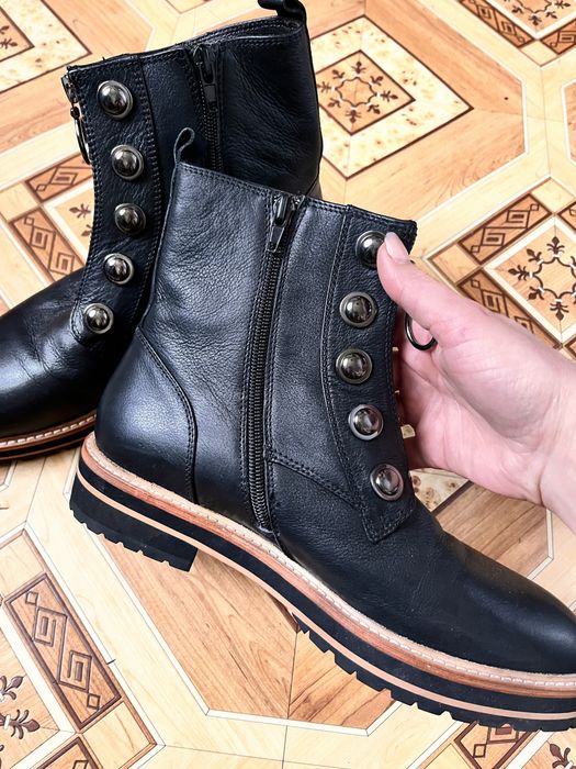 Кожаные ботинки 39р