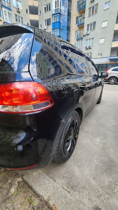 Фолсфаген голф 1 власник продаж