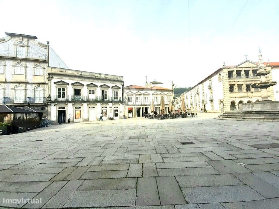 Estabelecimento Comercial no coração da cidade