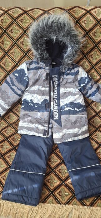 Комбінезон зима р.98,стан нового