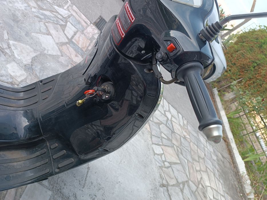 Scooter Dinno Neco 125