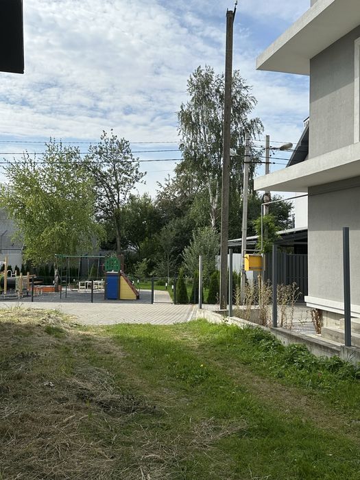 Продається чудова ділянка у м. Львів. Власник - Вид 6
