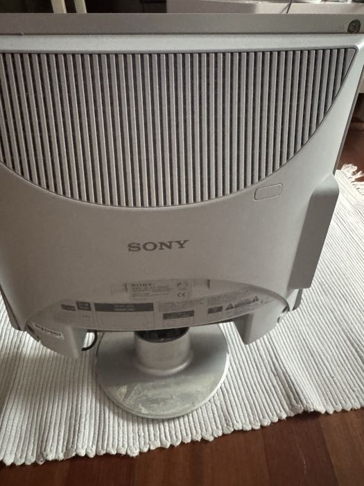 lCD sony triniton wega