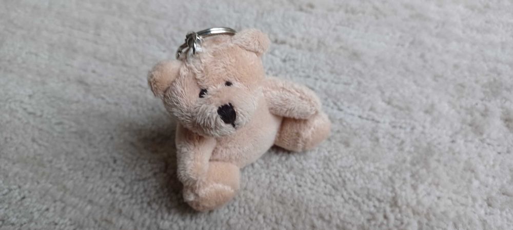 BRELOK, breloczek do kluczy, torebki mały brązowy pluszowy MIŚ