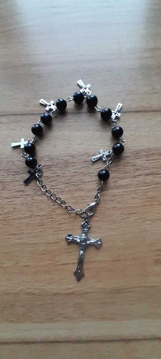 Четки, чотки, чітки дерев'яні та з камінцями