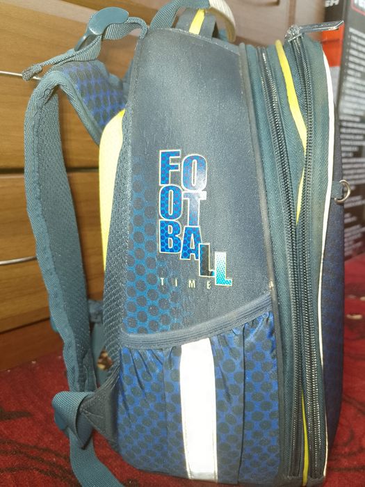 Портфель CLASS для хлопчика. Рюкзак шкільний