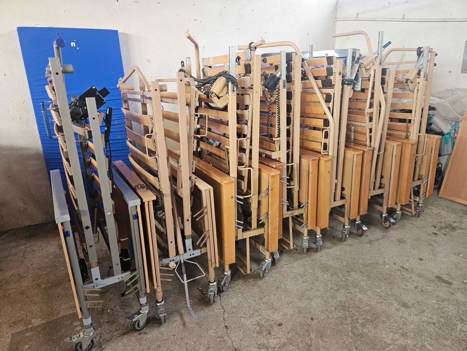 Łóżka rehabilitacyjne  elektryczne 16 sztuk