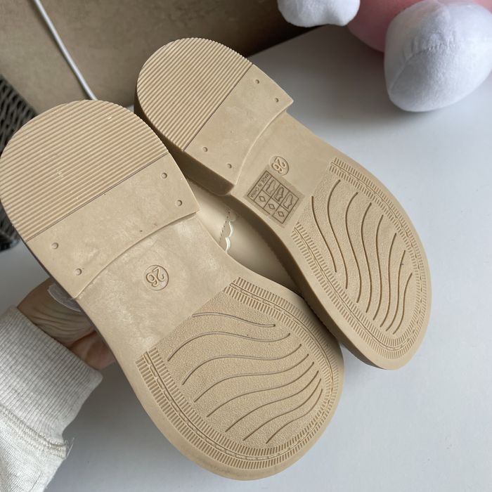 Туфлі дитячі