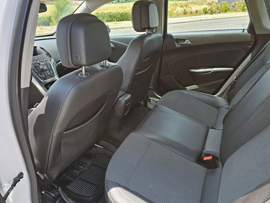 Opel Astra 1.7 CDTI Cosmo