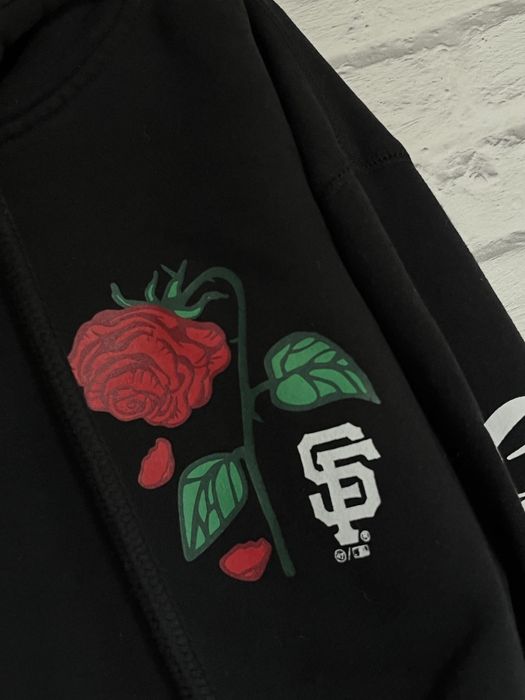 Czarna krótsza bluza 47brand roz L