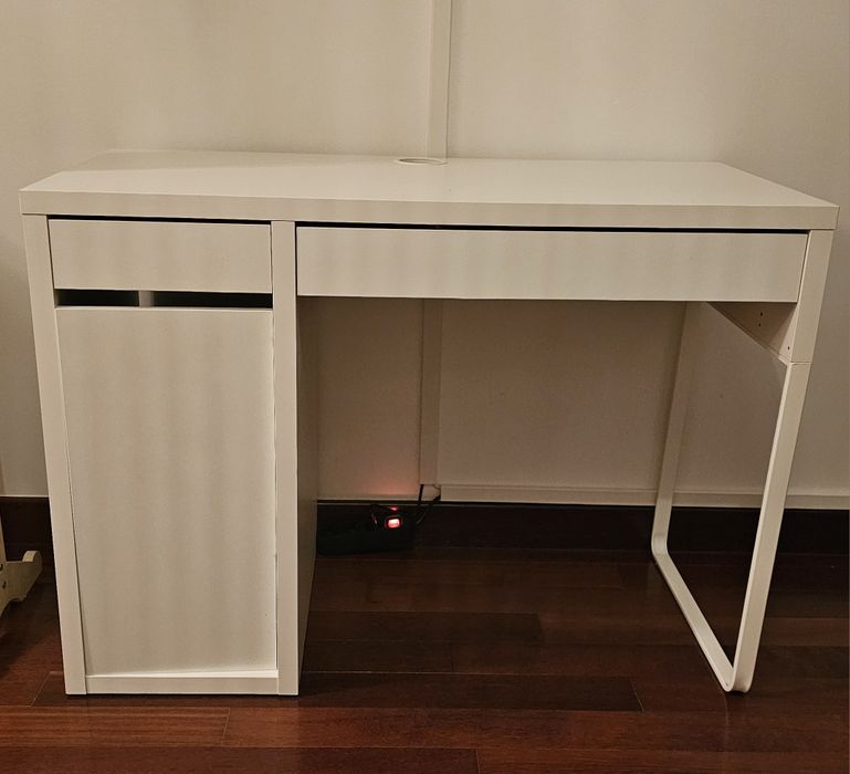 Secretaria IKEA em ótimo estado