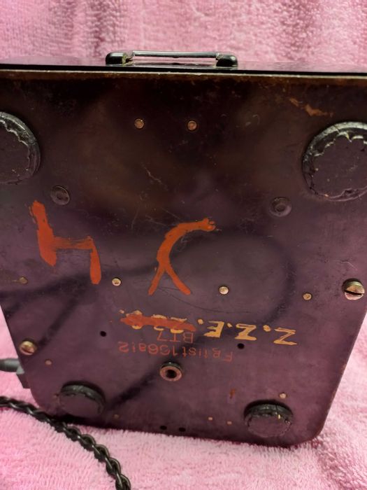 Stary telefon siemens .