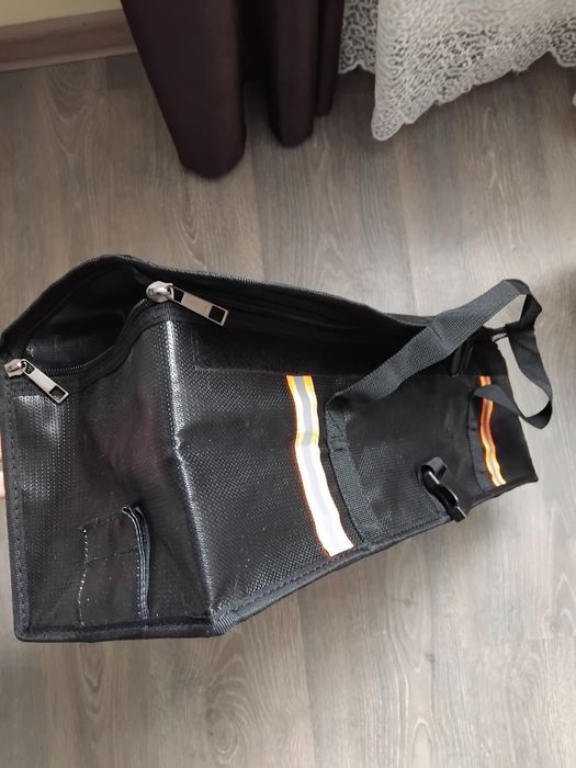 сумка для акумулятора електровелосипеда.