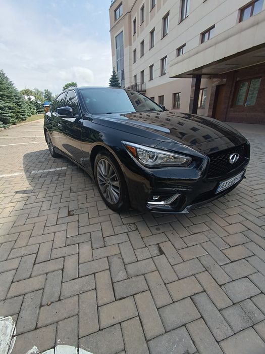 Продам  Infinity Q50