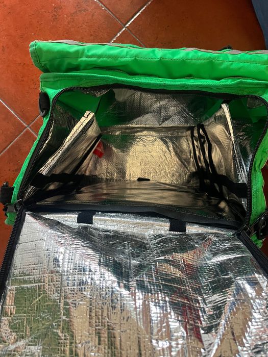 Capacete, Bag e Capa para Chuva