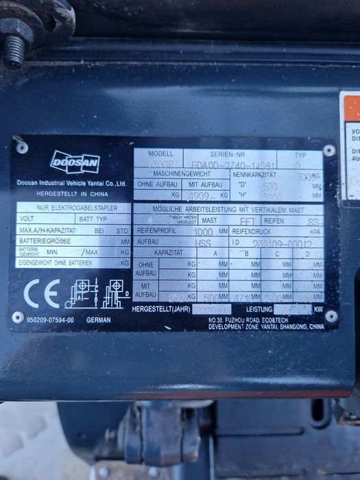 Wózek widłowy DOOSAN 30 Plus diesel