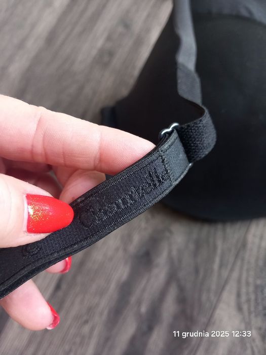 Gładki stanik Chantelle ok. 75C push-up czarny exclusive france