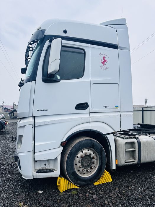 Розборка  Mercedes Actros  Актрос MP4 1845 кабіна капот , шрот