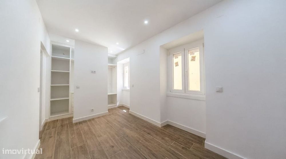 Apartamento junto ao metro da Amadora Este