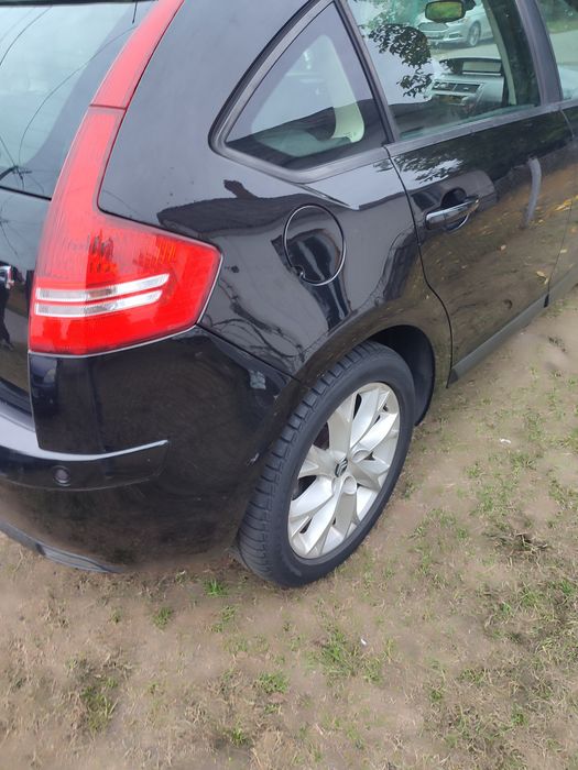 авто ситроенс4 2008