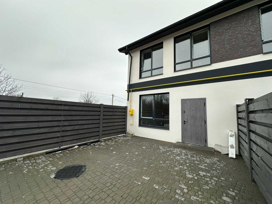 Готовий таунхаус з газом у Гостомелі! Вигідна ціна. Затишна локація!