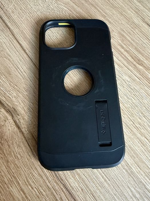 Etui Spigen tough armor MagSafe iPhone 15