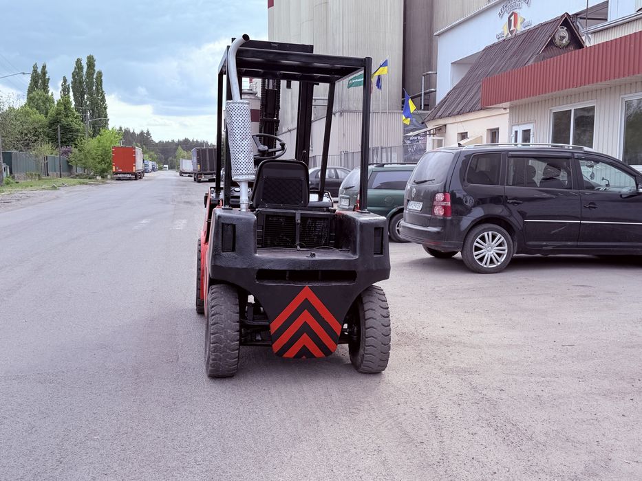 Вилочний погрузчик навантажувач BALKANCAR DV 1792