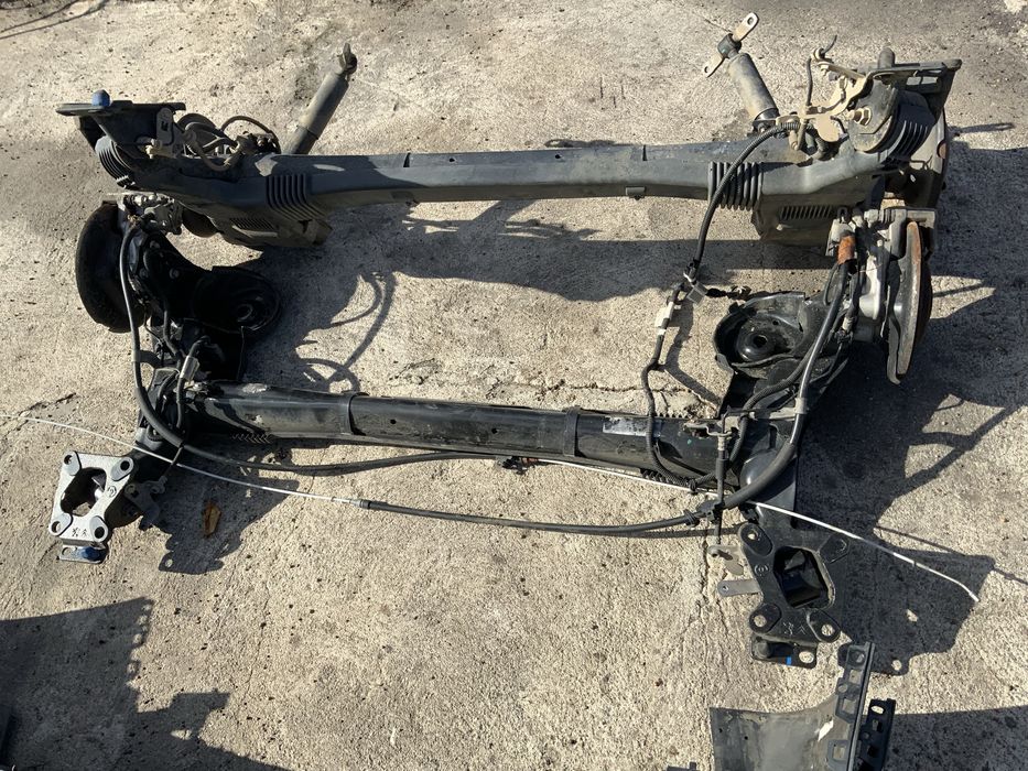 Peugeot rifter citroen berlongo belka tylna oś zawieszenie