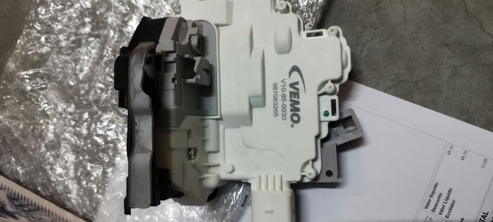 Fecho de porta Audi A4  B8