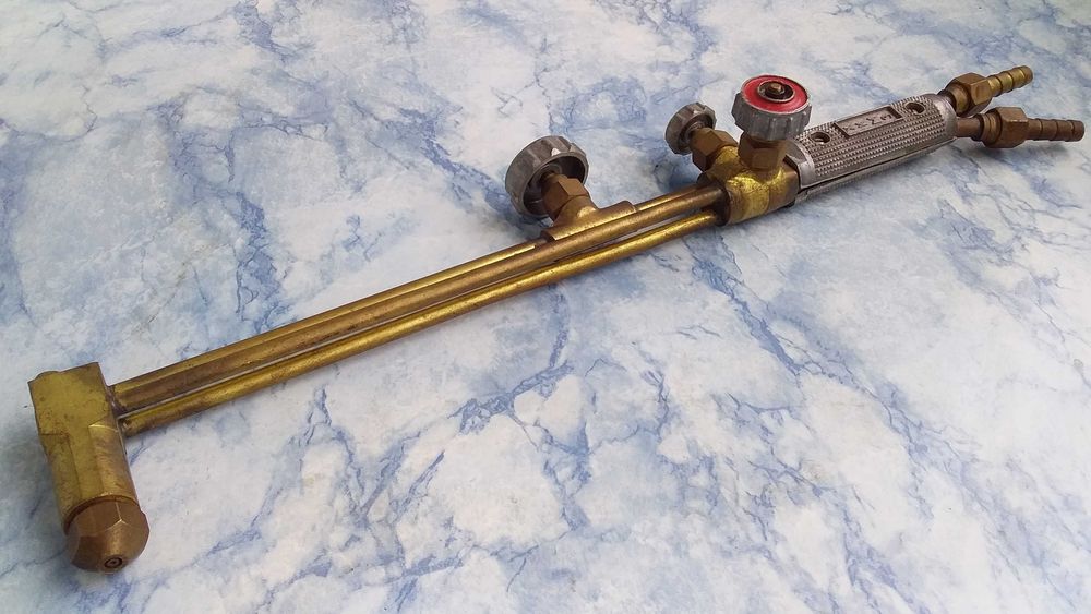 Газокислородный резак ХКМЗ с комплектом з/ч