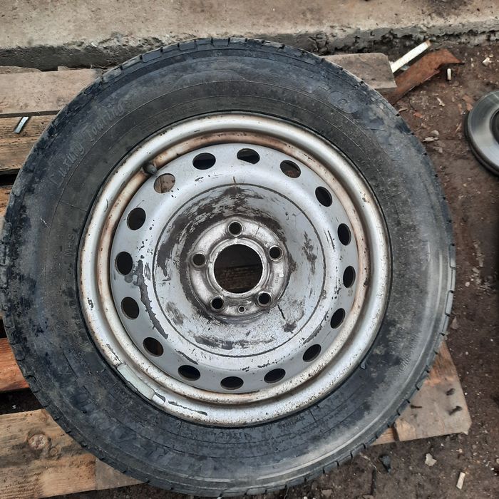 Запаска trafic,vivaro,primastar 215/60 r16