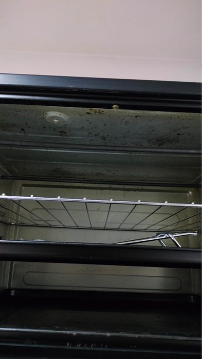 Mini piekarnik TURBOTRONIC TT-EV45 Czarny