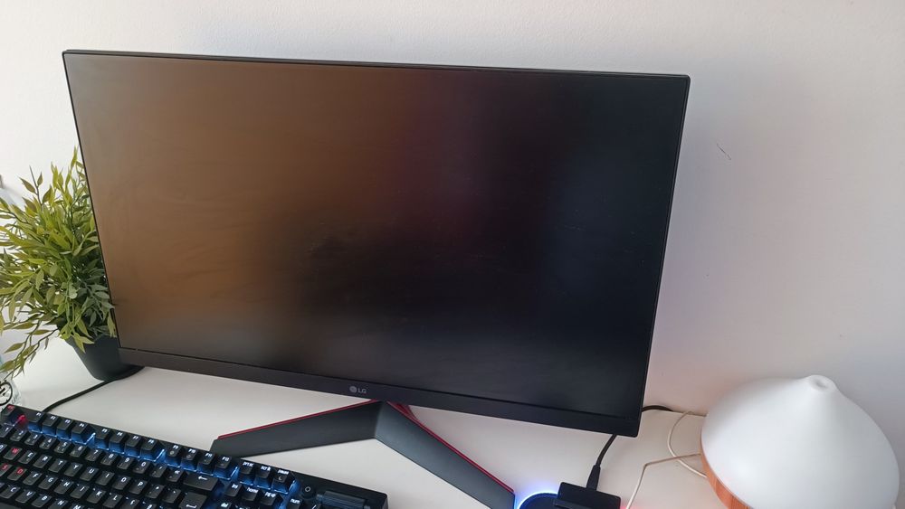 Monitor LG UltraGear 1080p 144hz