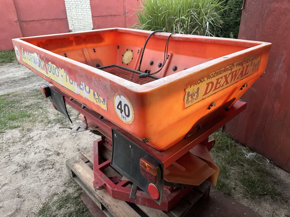 Rozsiewacz nawozów DEXWAL