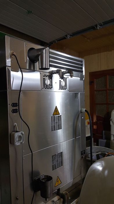 Хлебопечь, Хлібопіч для пекарни и кондитерки Miwe Aero