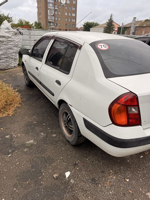 Продам рено клио 2003 год