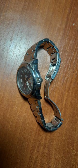 Годинник CASIO Edifice EF-129