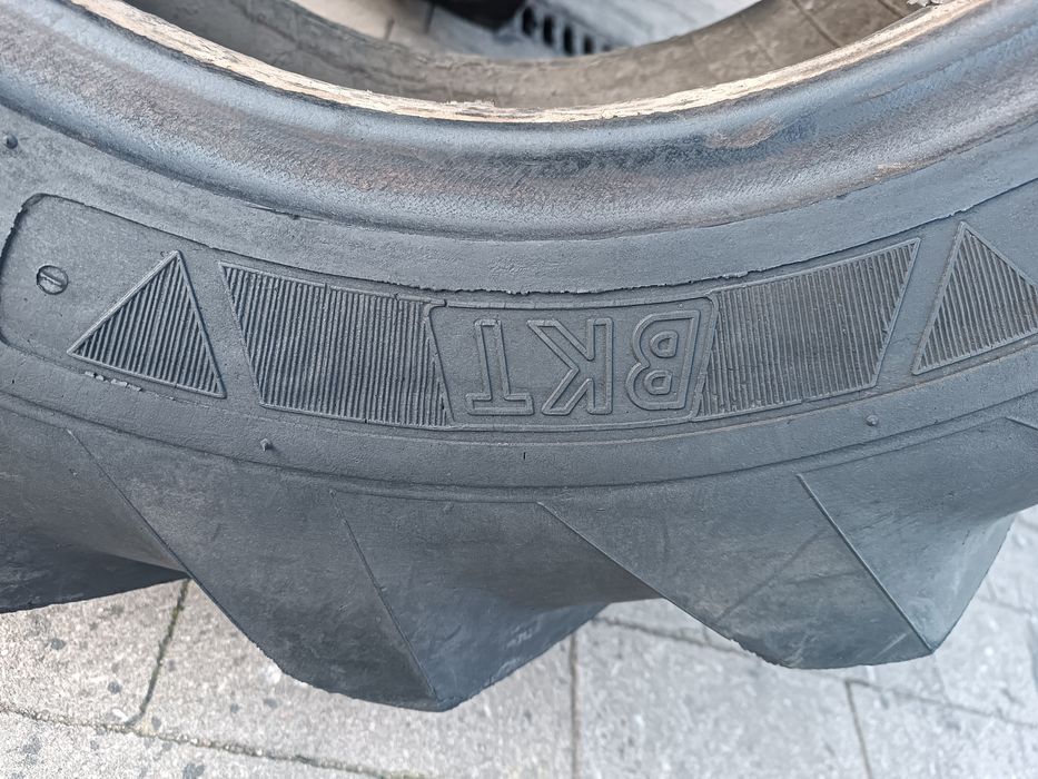 10.5/80-18 BKT Implement AS504