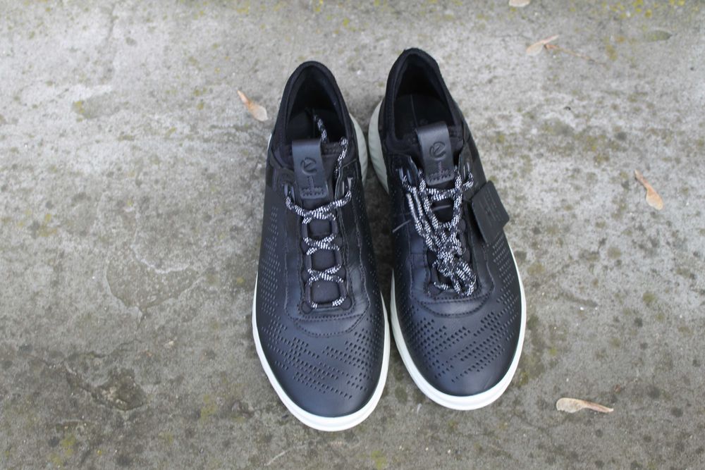 Шкіряні кросівки Ecco St.1 38 розмір