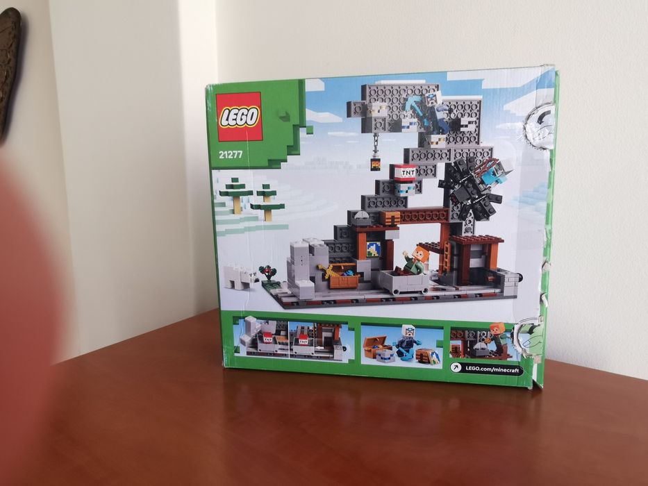 Lego 21277 Minecraft The Pickaxe Mine