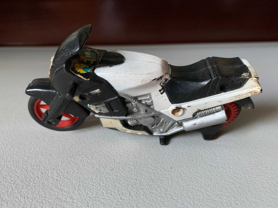 Brinquedo   Mota