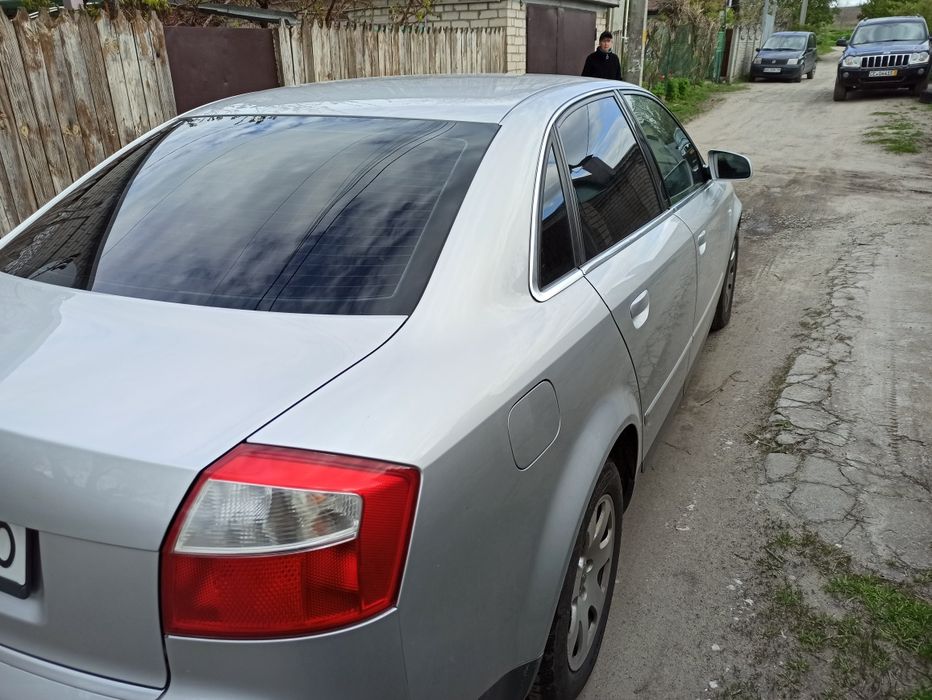 Audi a4 b6 (1.6 alz)