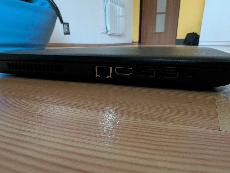 Laptop HP 15-BS155NW - 8GB RAM 500 GB SSD I3-500U 2GHz Windows 11 Home