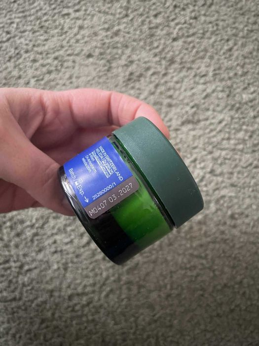 Krem ujędrniający do twarzy Weleda na dzień 40 ml 1401(1)