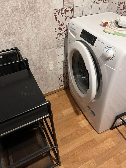 Квартира на Богунії, за мостом