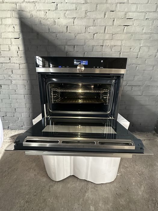 Духова шафа з функцією пари Siemens CS636GBS1/05